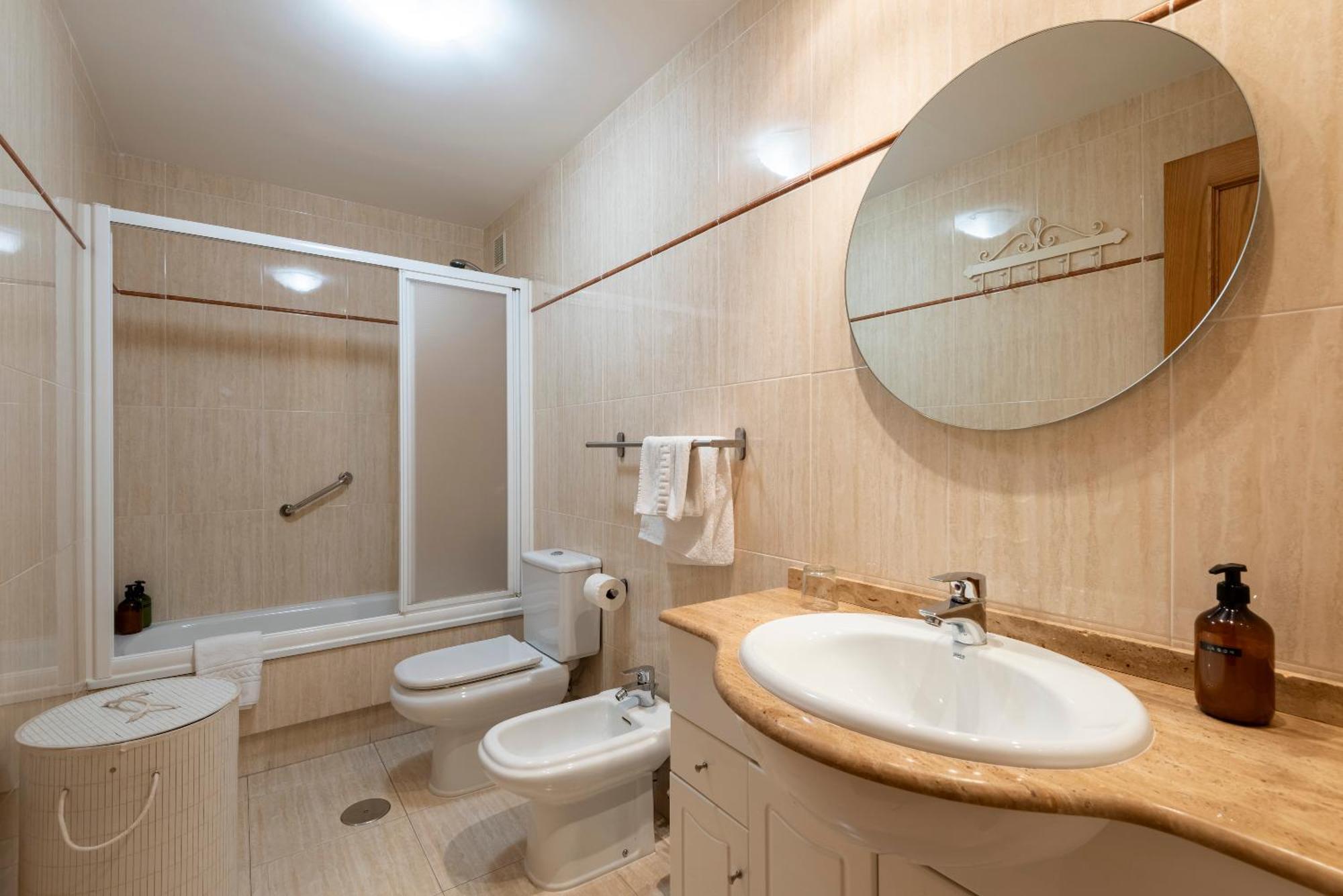 Apartamento Playa Silgar -50 M Playa Con 2 Garajes Y 3 Dormitorios Sanxenxo Exteriör bild